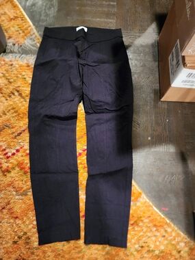 Elle Woman's Straight Pants in Black